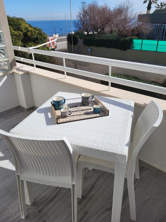 Casa Al Mare Hotel Bari Buitenkant foto